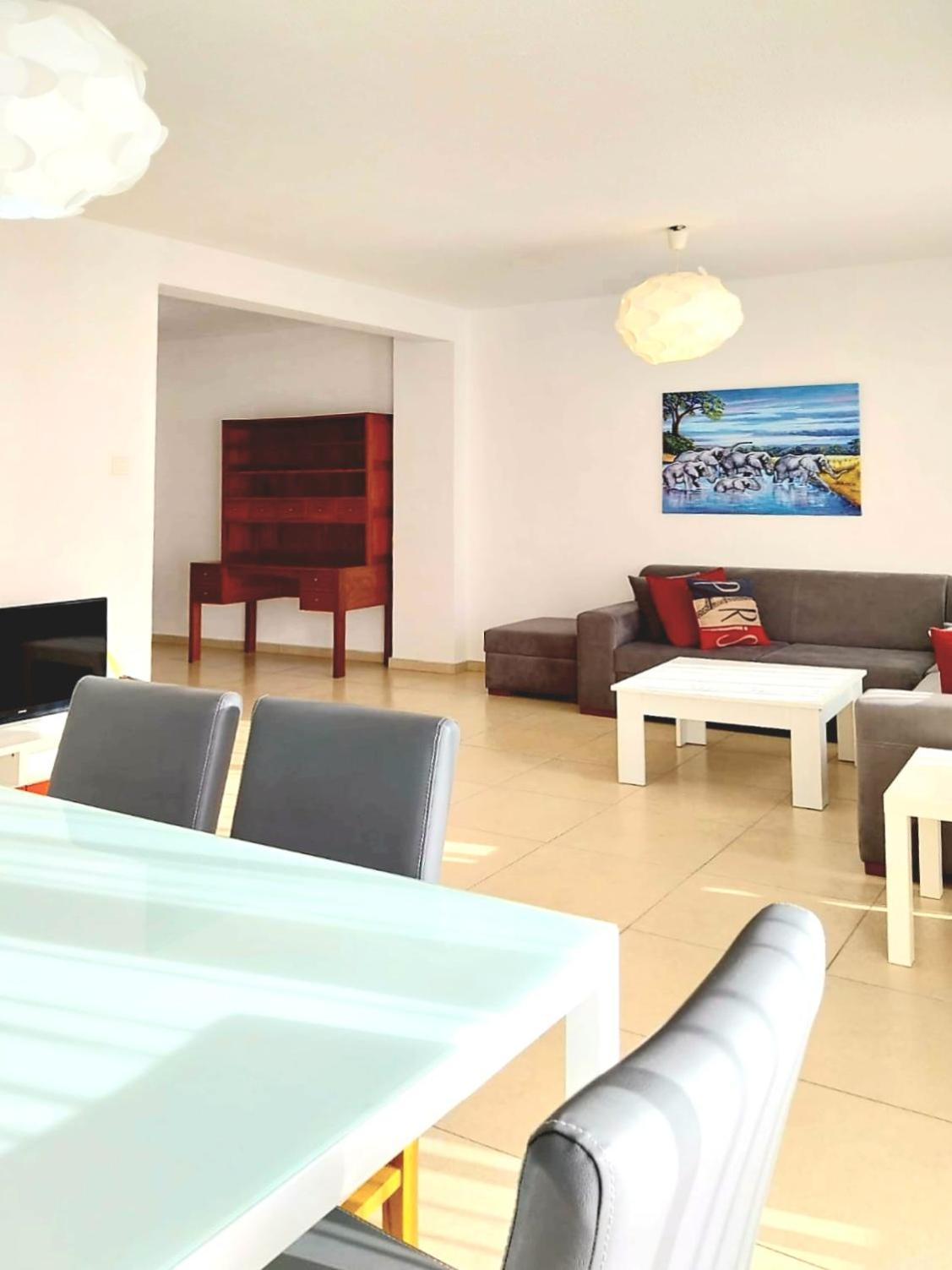 Sun Tower 101 Apartment Лимасол Екстериор снимка