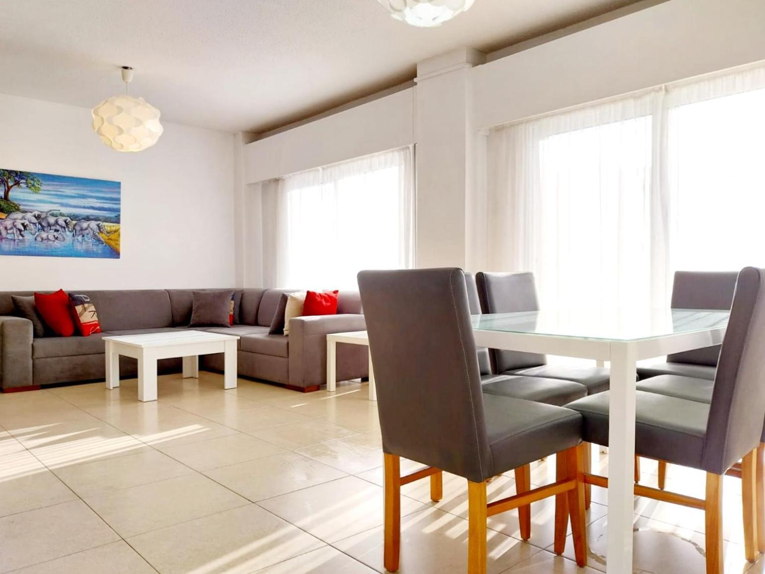 Sun Tower 101 Apartment Лимасол Екстериор снимка