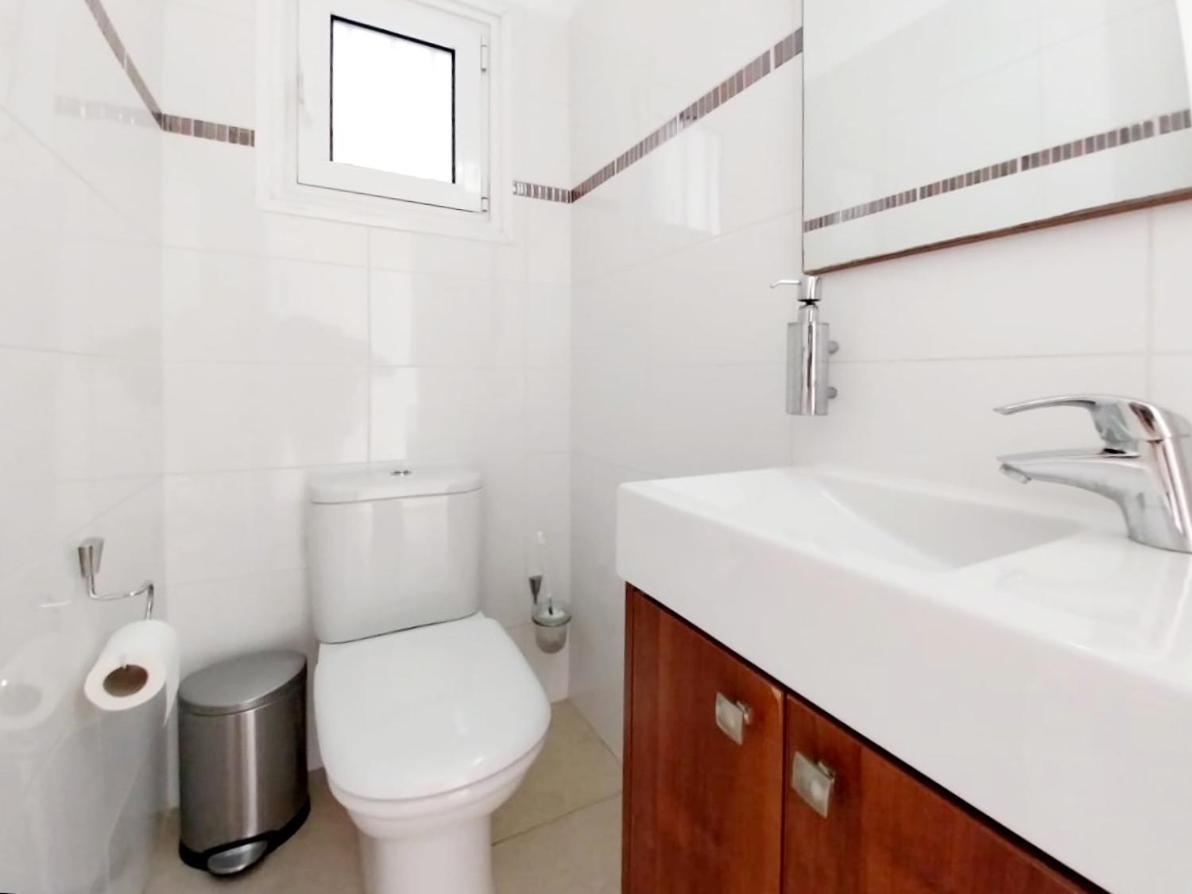 Sun Tower 101 Apartment Лимасол Екстериор снимка